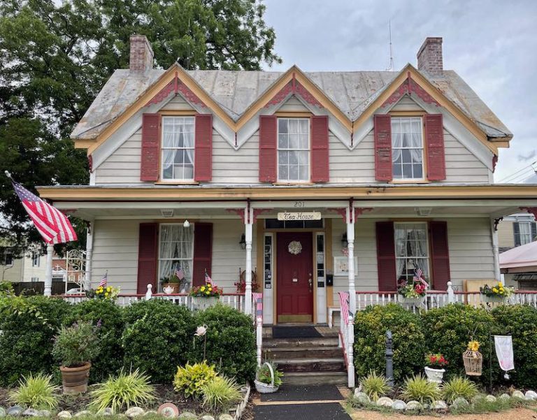 Destination Tea Review of afternoon tea at Stillwater Tea House in VA