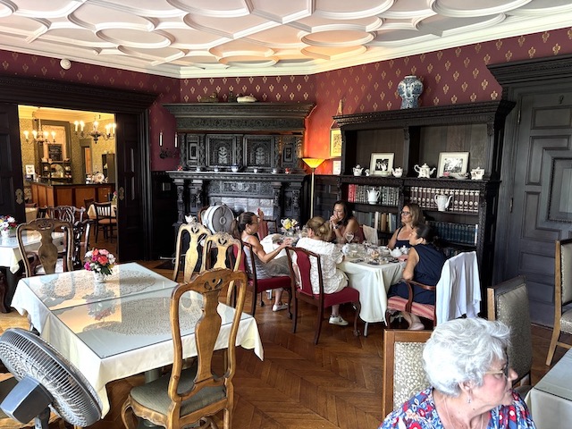 afternoon tea at Bayard Cutting Arboretum, Hidden Oak Cafe in Great River, New York
