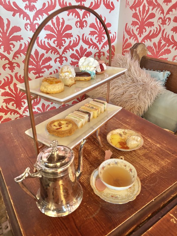 Titanic afternoon tea at Chocolate Pi in Tampa, Florida