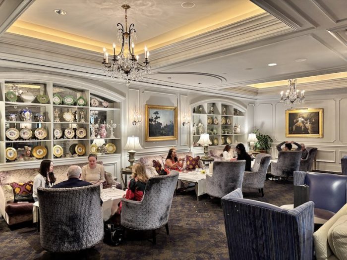 afternoon tea guests at The Ritz-Carlton New Orleans