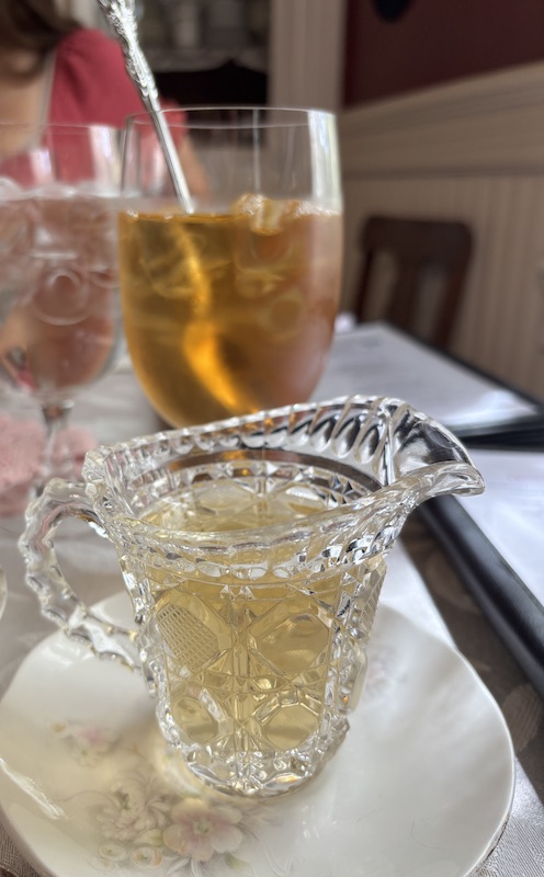 iced tea at afternoon tea at Smith-Byrd House in Prattville, Alabama