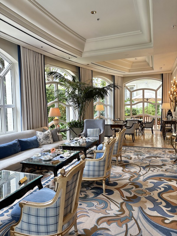 beautiful lighting at afternoon tea at The Peninsula Beverly Hills, California